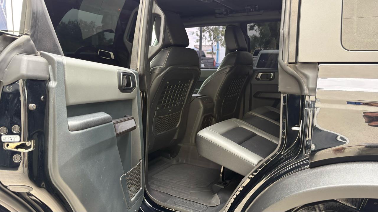 Ford Bronco Black Diamond 4-Door 2024