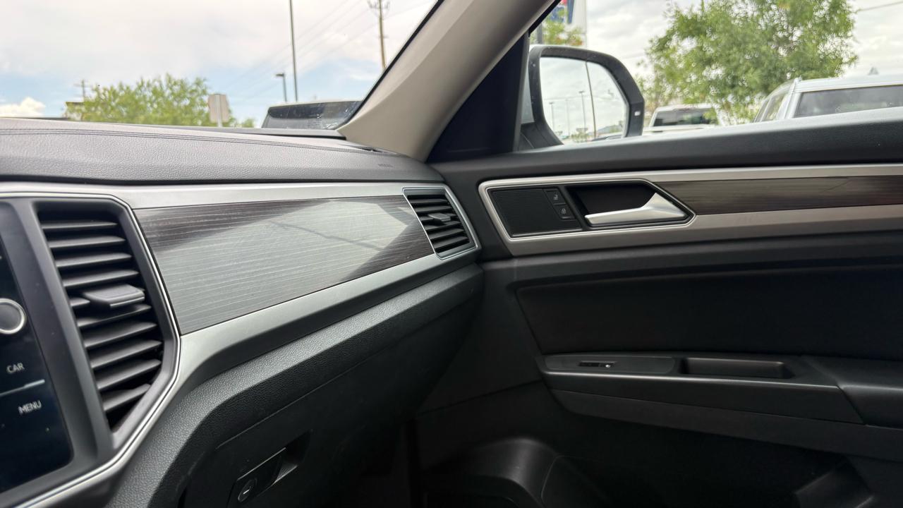 Volkswagen Atlas V6 SE w/Technology 2018