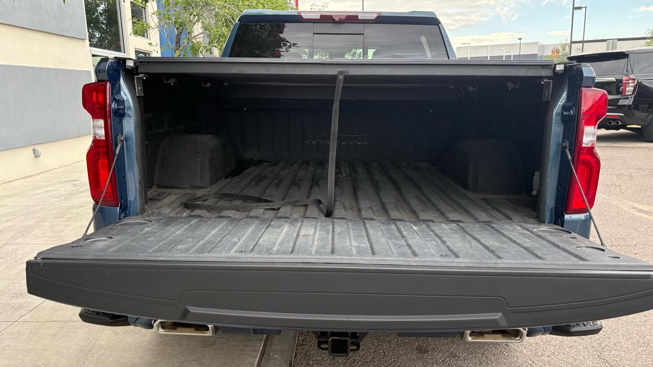 Chevrolet Silverado 1500 High Country Crew Cab 4WD 2024