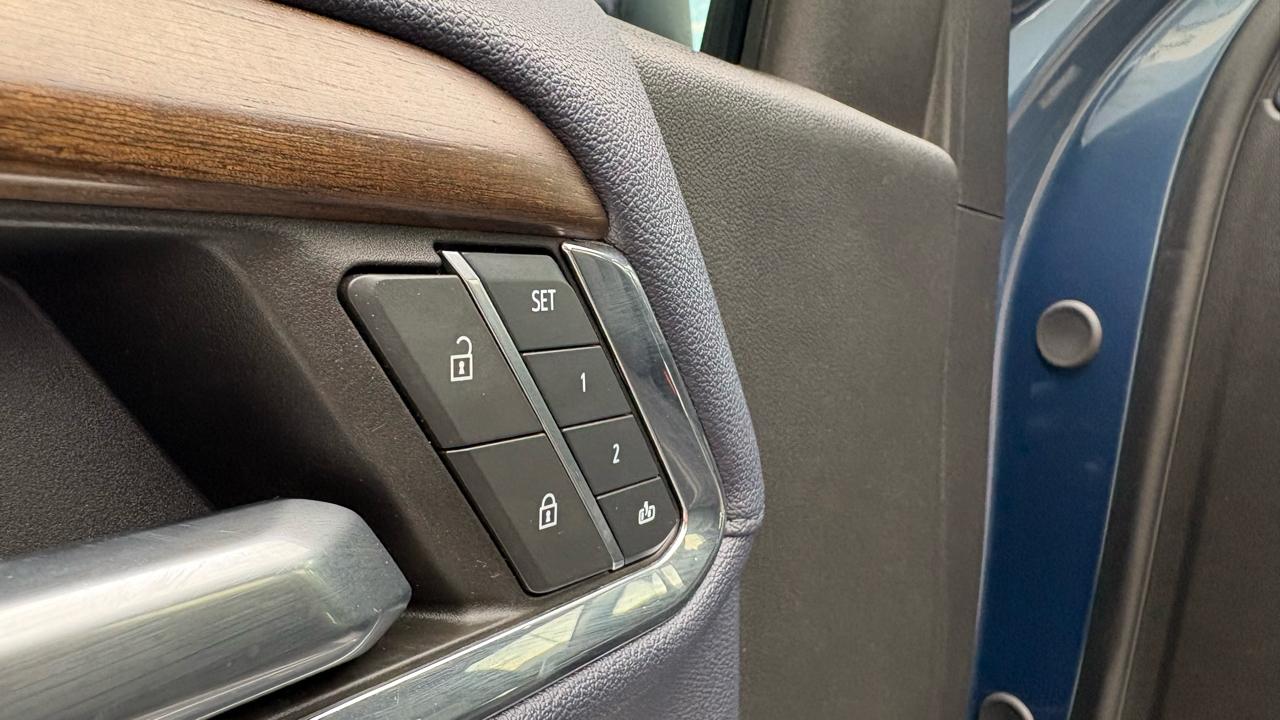 Chevrolet Silverado 1500 High Country Crew Cab 4WD 2024