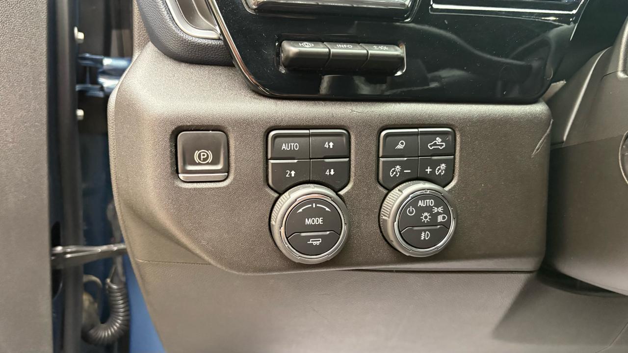 Chevrolet Silverado 1500 High Country Crew Cab 4WD 2024