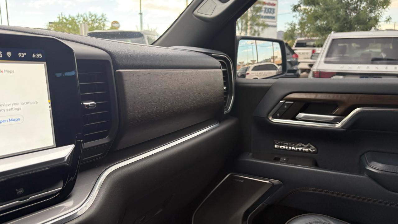 Chevrolet Silverado 1500 High Country Crew Cab 4WD 2024