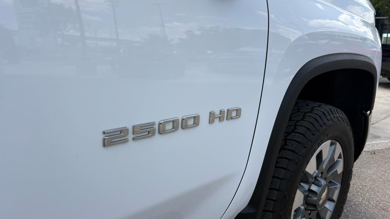 Chevrolet Silverado 2500HD Custom Double Cab Short Box 2WD 2025