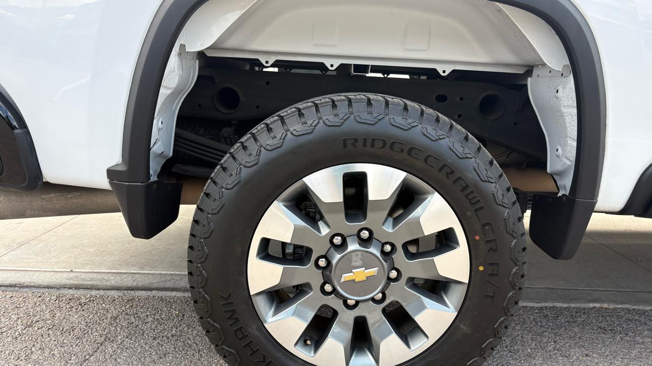 Chevrolet Silverado 2500HD Custom Double Cab Short Box 2WD 2025