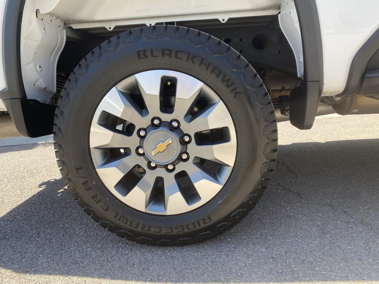 Chevrolet Silverado 2500HD Custom Double Cab Short Box 2WD 2025