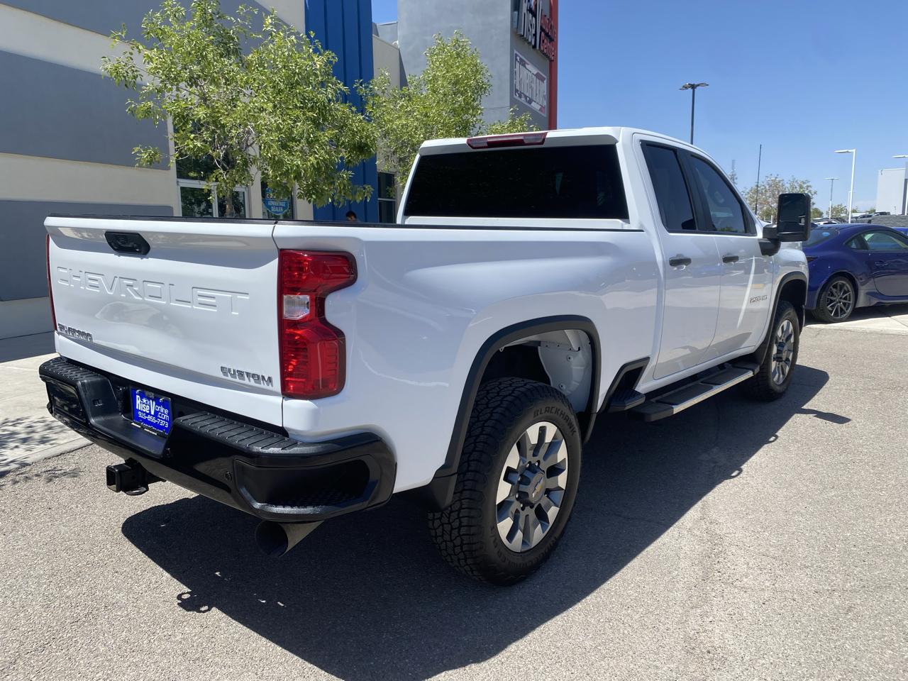 Chevrolet Silverado 2500HD Custom Double Cab Short Box 2WD 2025
