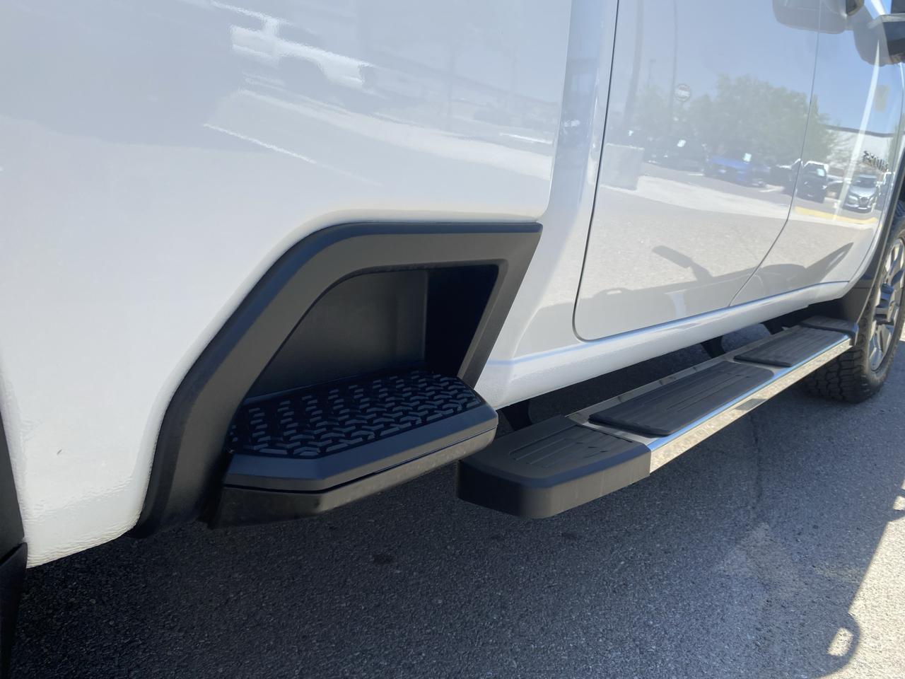 Chevrolet Silverado 2500HD Custom Double Cab Short Box 2WD 2025
