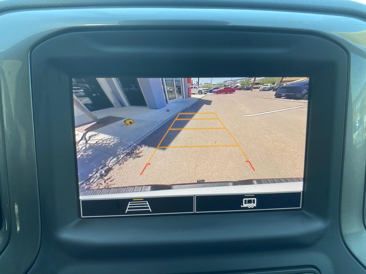 Chevrolet Silverado 2500HD Custom Double Cab Short Box 2WD 2025