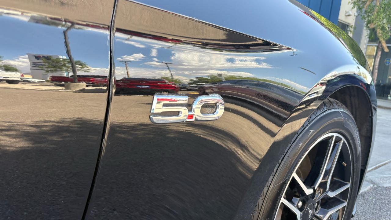 Ford Mustang  2020