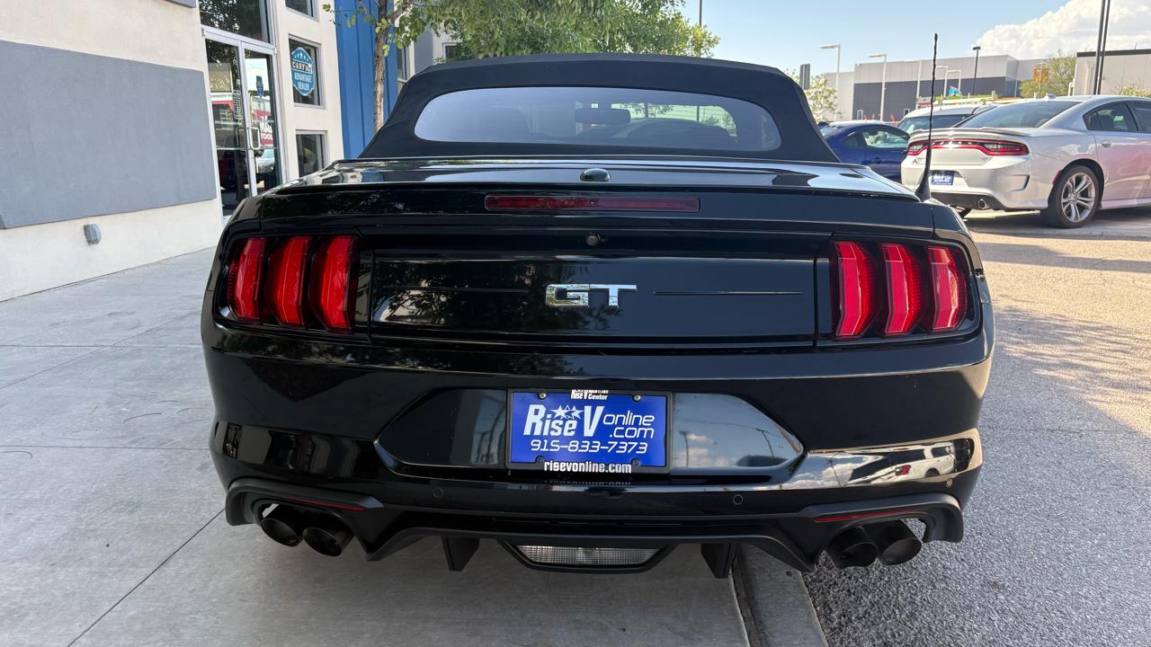 Ford Mustang  2020