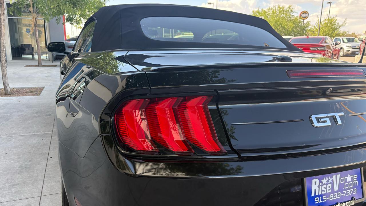 Ford Mustang  2020