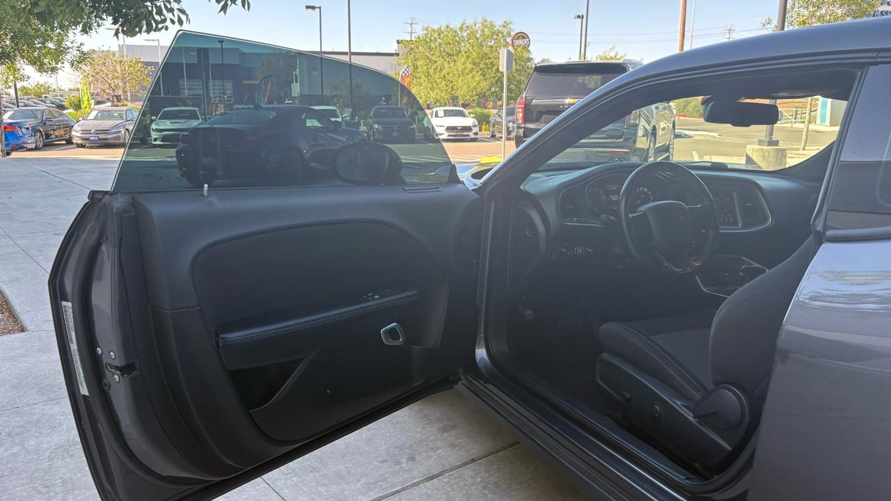 Dodge Challenger SXT 2022