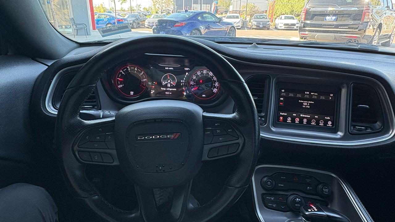 Dodge Challenger SXT 2022