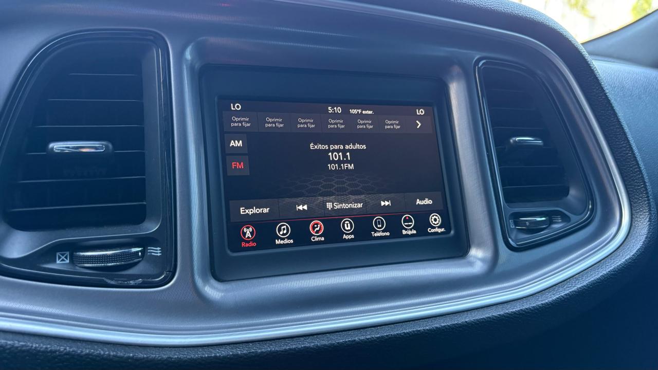 Dodge Challenger SXT 2022