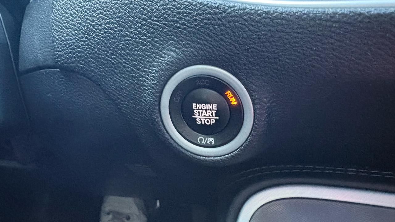 Dodge Challenger SXT 2022
