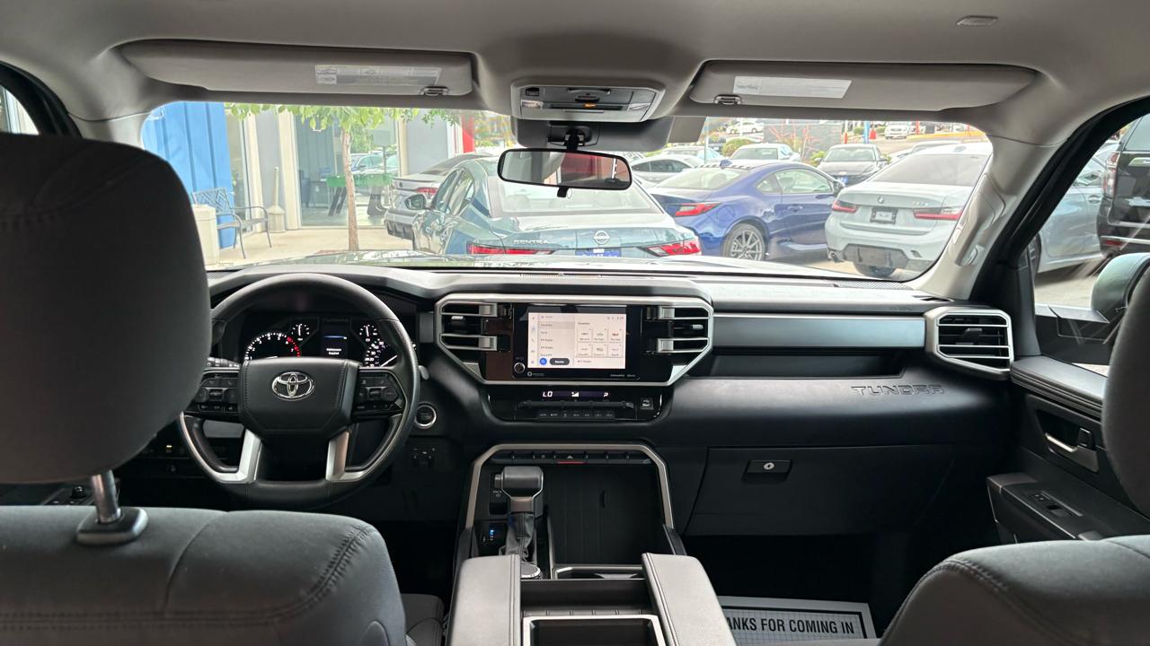 Toyota Tundra SR5 CrewMax 2WD 2023