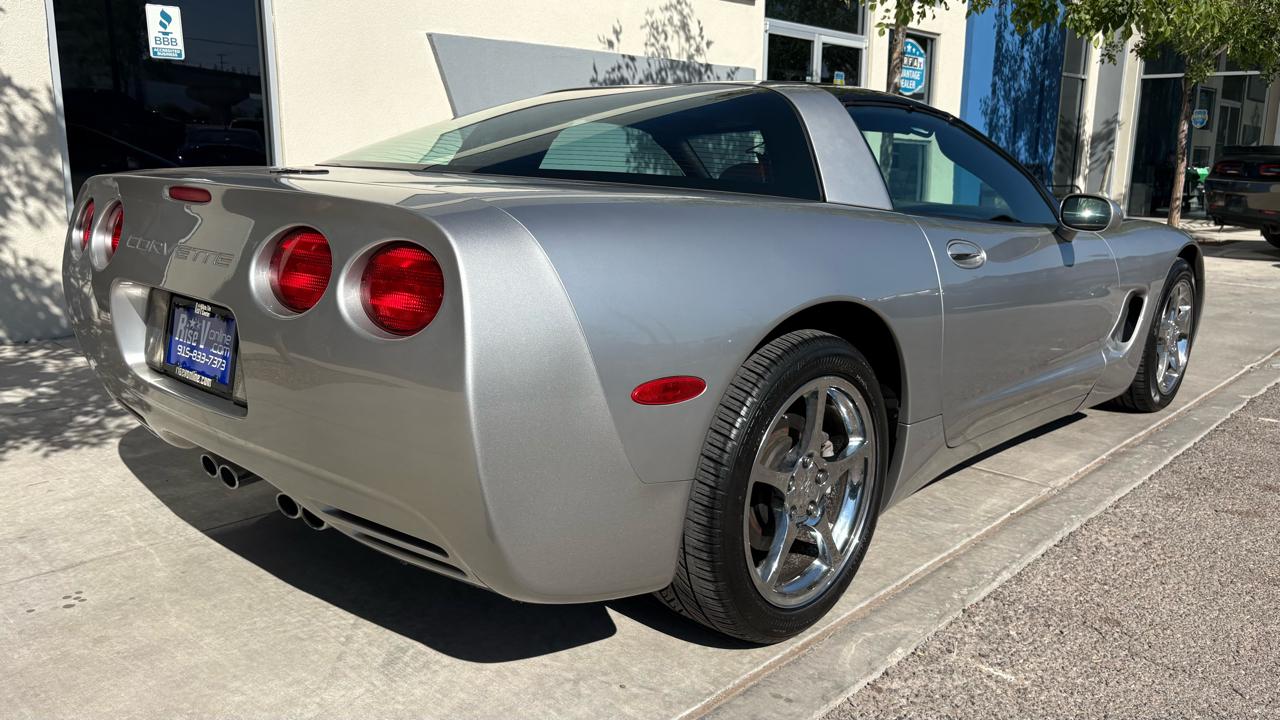 Chevrolet Corvette Coupe 2004