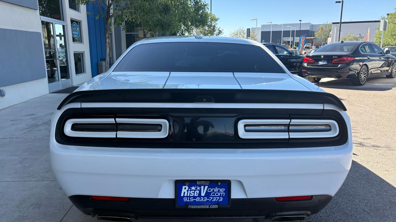 Dodge Challenger R/T Scat Pack Widebody RWD 2019