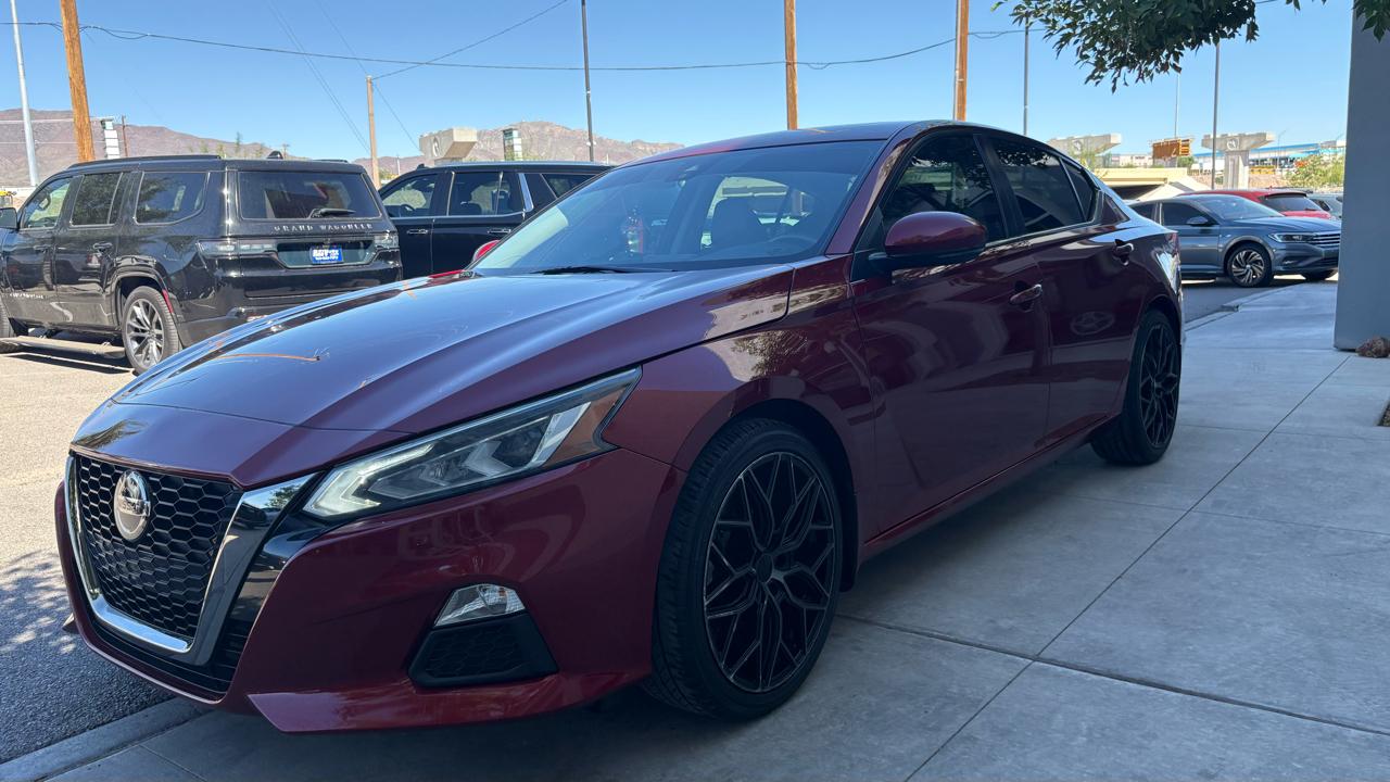 Nissan Altima 2.5 SR 2021