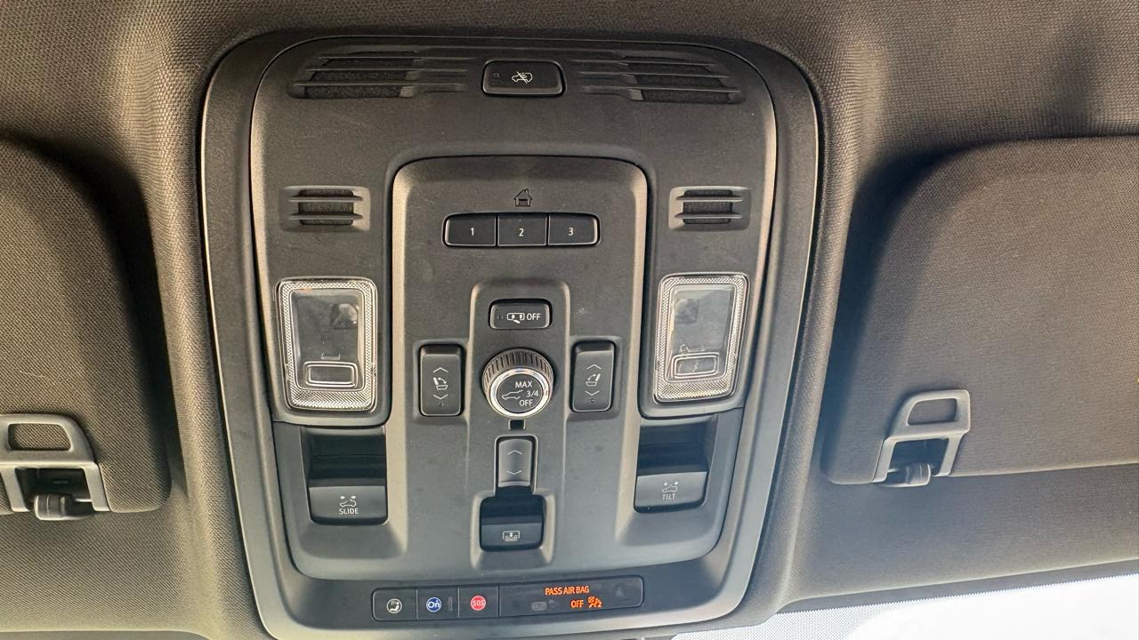 GMC Yukon Denali 4WD 2023