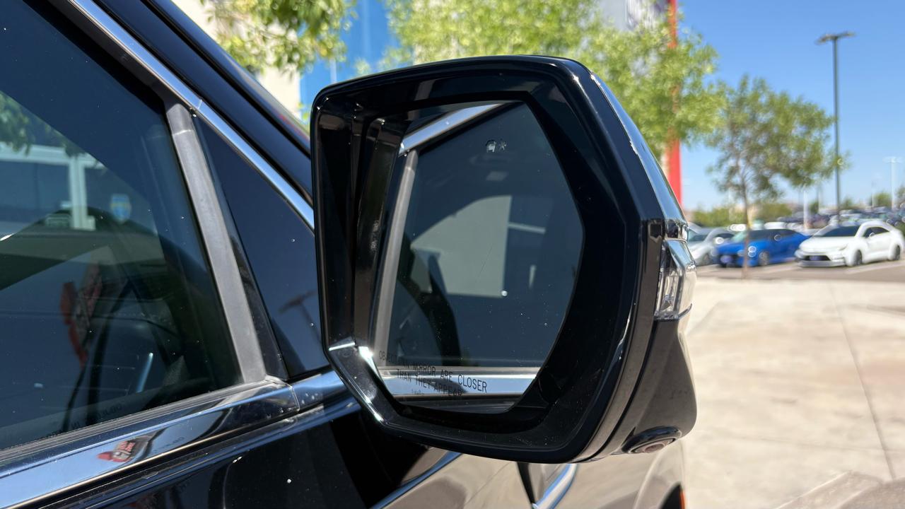 GMC Yukon XL Denali 4WD 2022