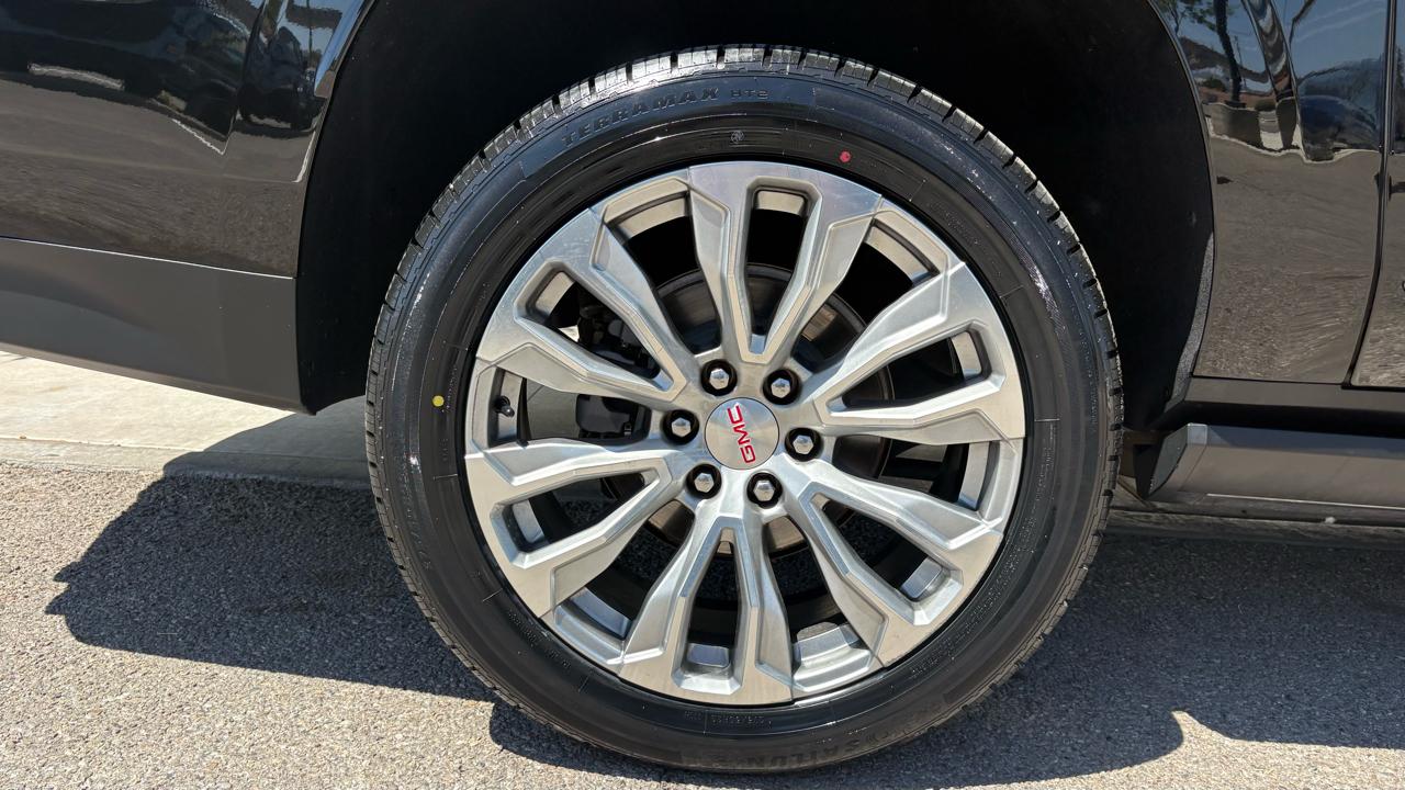 GMC Yukon XL Denali 4WD 2022