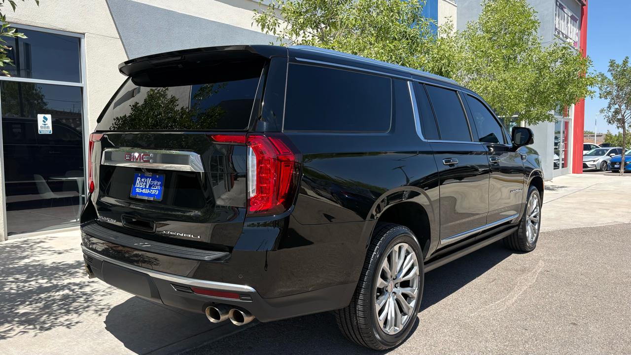 GMC Yukon XL Denali 4WD 2022