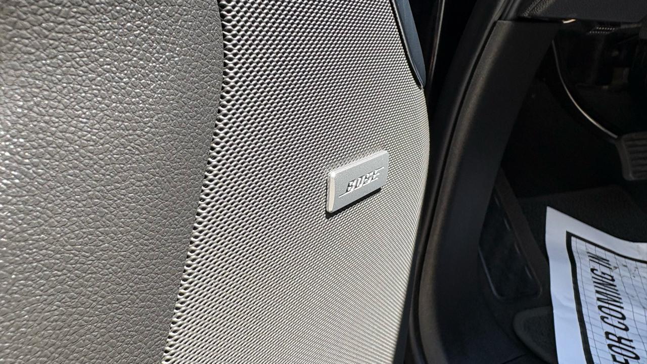 GMC Yukon XL Denali 4WD 2022
