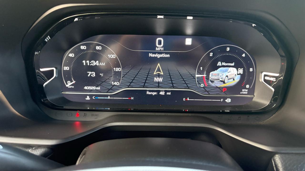 GMC Yukon XL Denali 4WD 2022