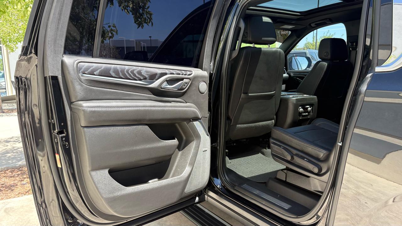 GMC Yukon XL Denali 4WD 2022