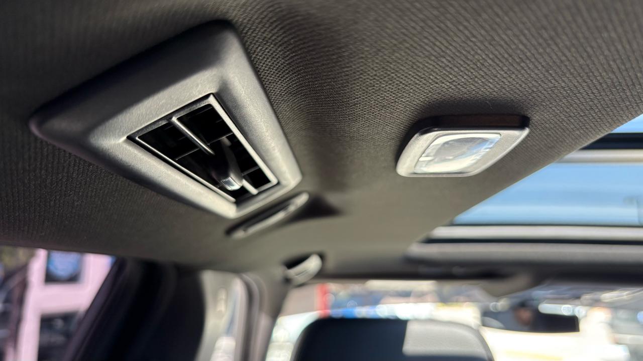 GMC Yukon XL Denali 4WD 2022