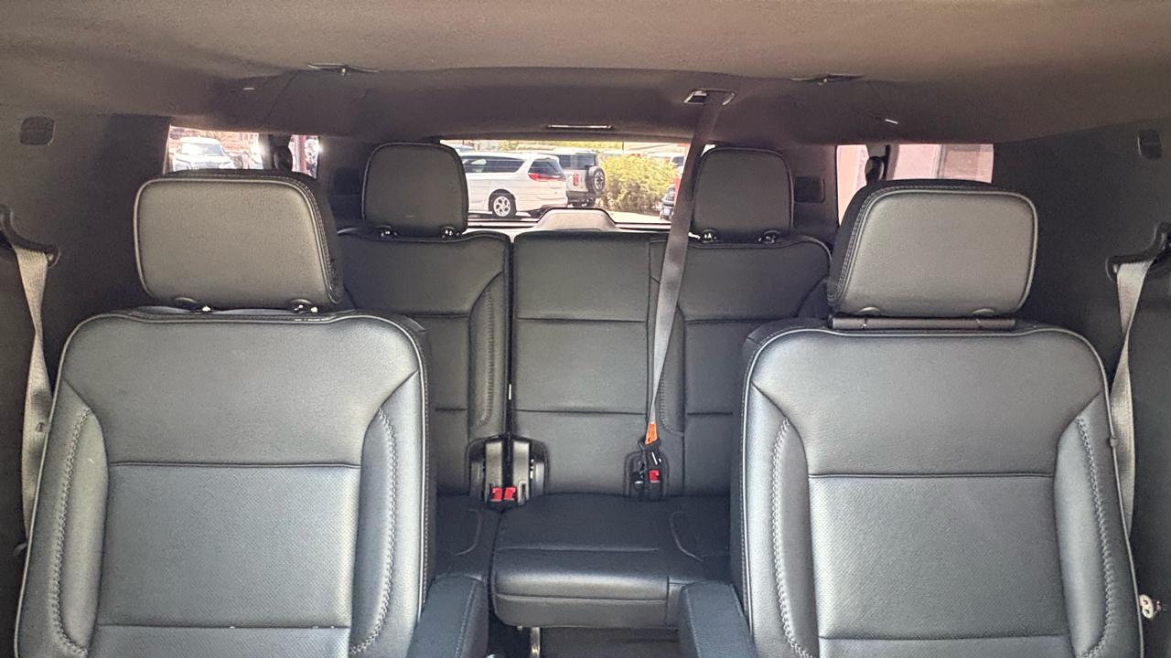 GMC Yukon XL Denali 4WD 2022