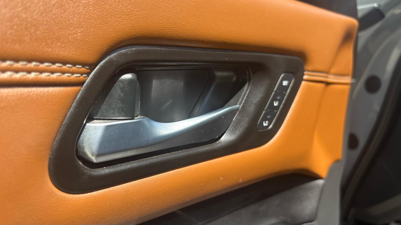Nissan Pathfinder Platinum 2023
