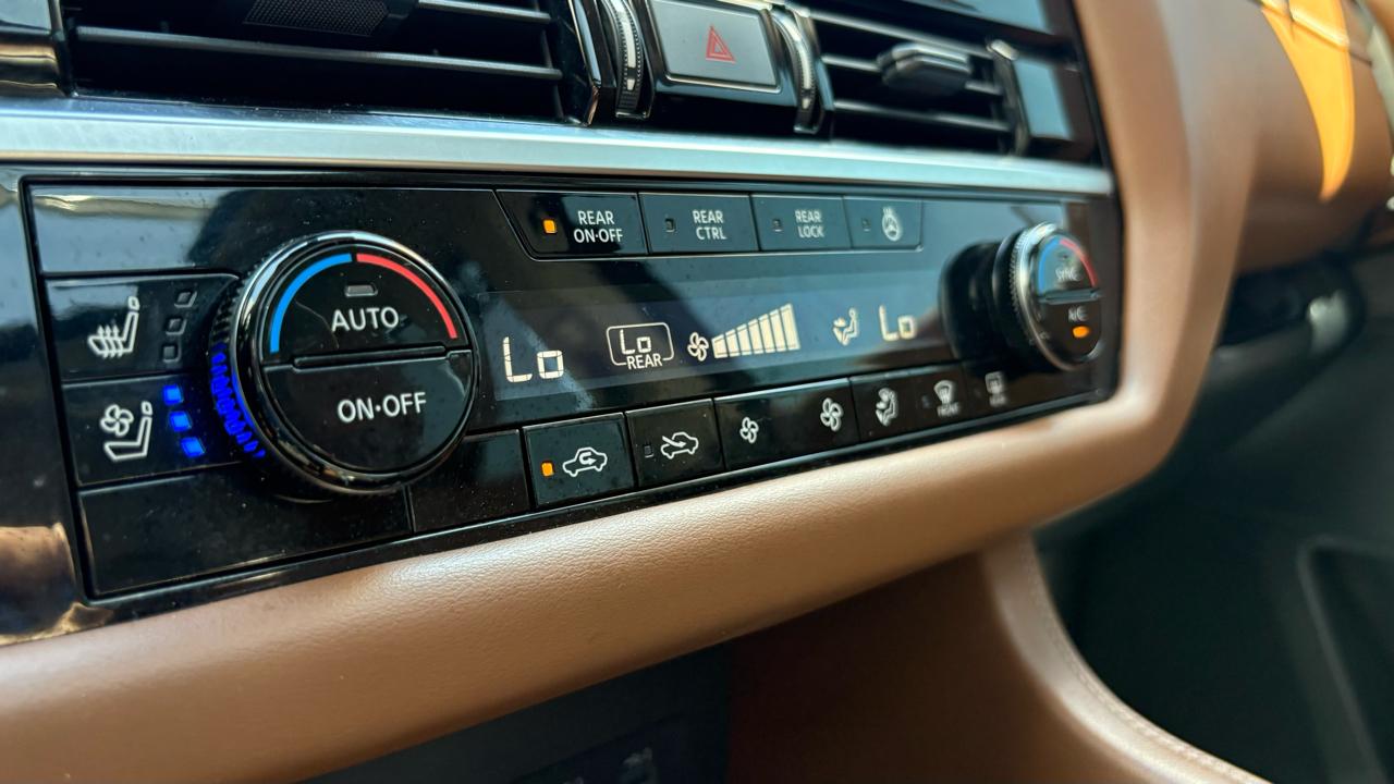 Nissan Pathfinder Platinum 2023