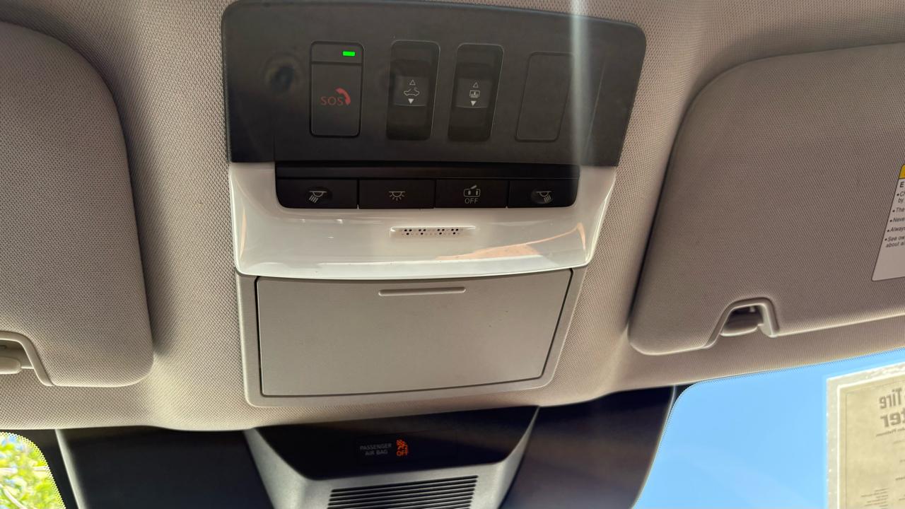 Nissan Pathfinder Platinum 2023
