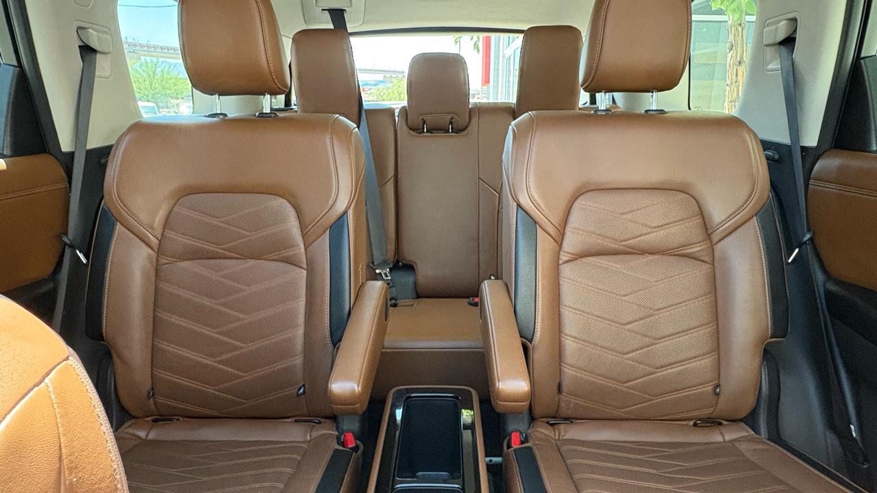 Nissan Pathfinder Platinum 2023