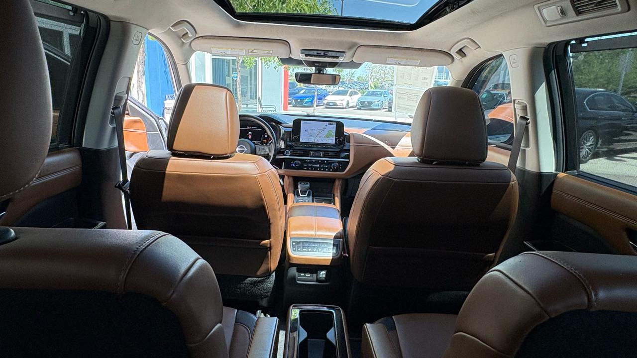 Nissan Pathfinder Platinum 2023