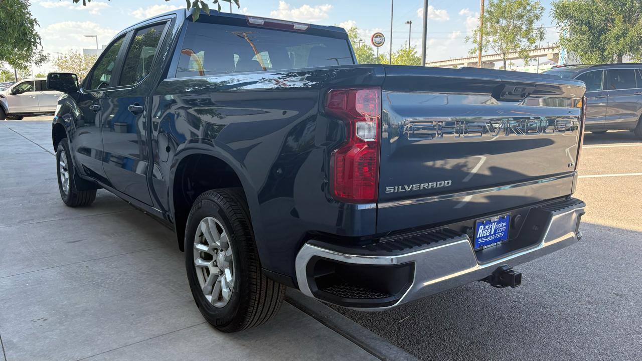 Chevrolet Silverado 1500 LT Crew Cab 4WD 2022