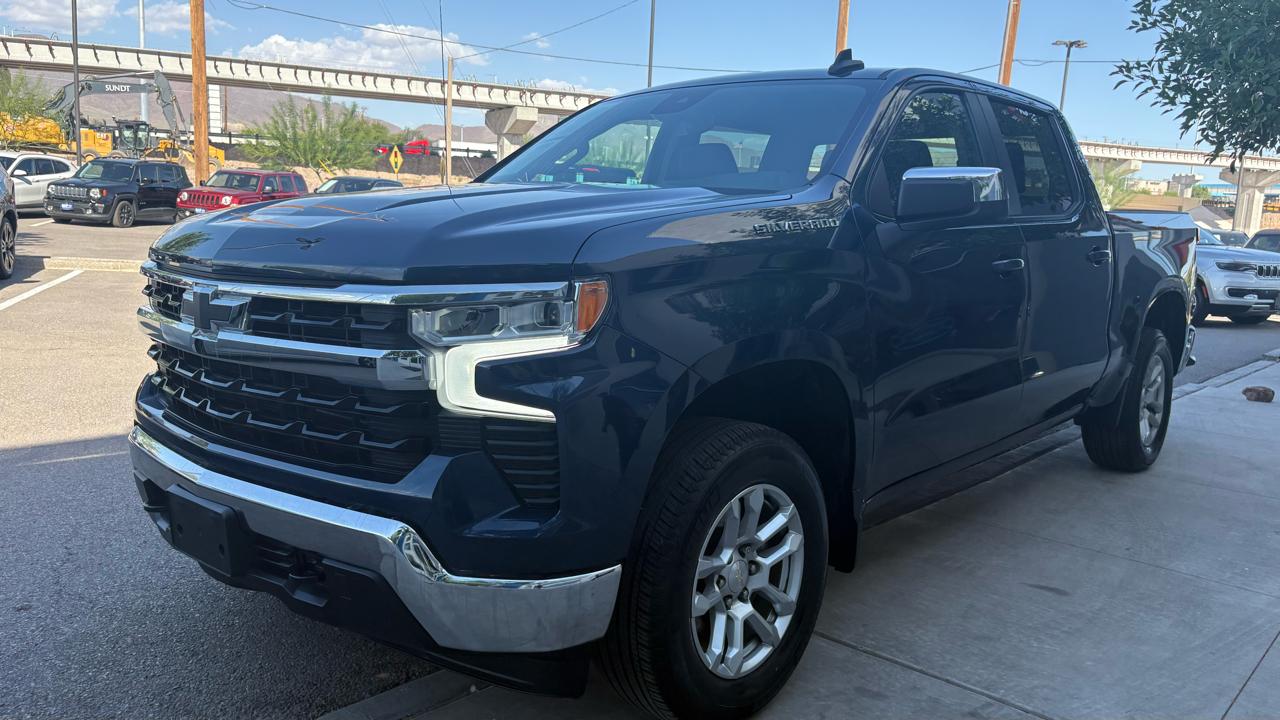 Chevrolet Silverado 1500 LT Crew Cab 4WD 2022