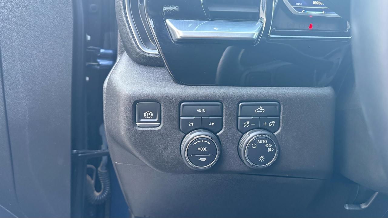 Chevrolet Silverado 1500 LT Crew Cab 4WD 2022