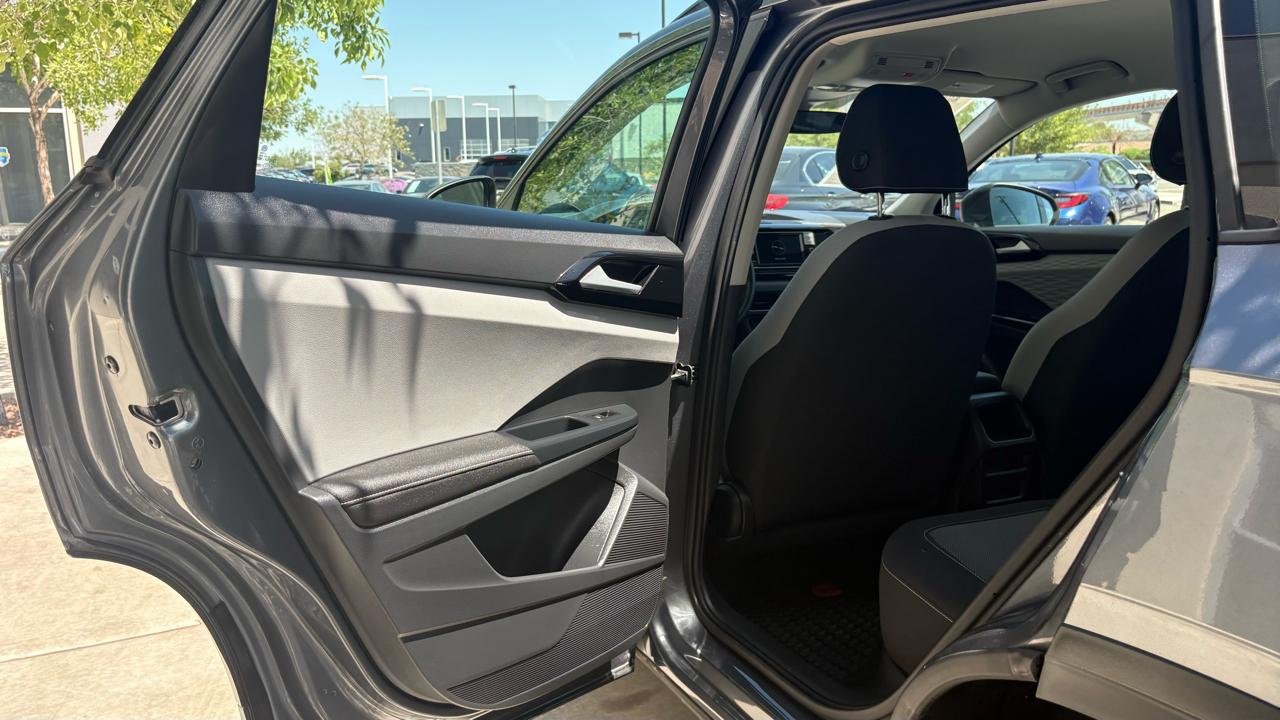 Volkswagen Taos S 4MOTION 2024