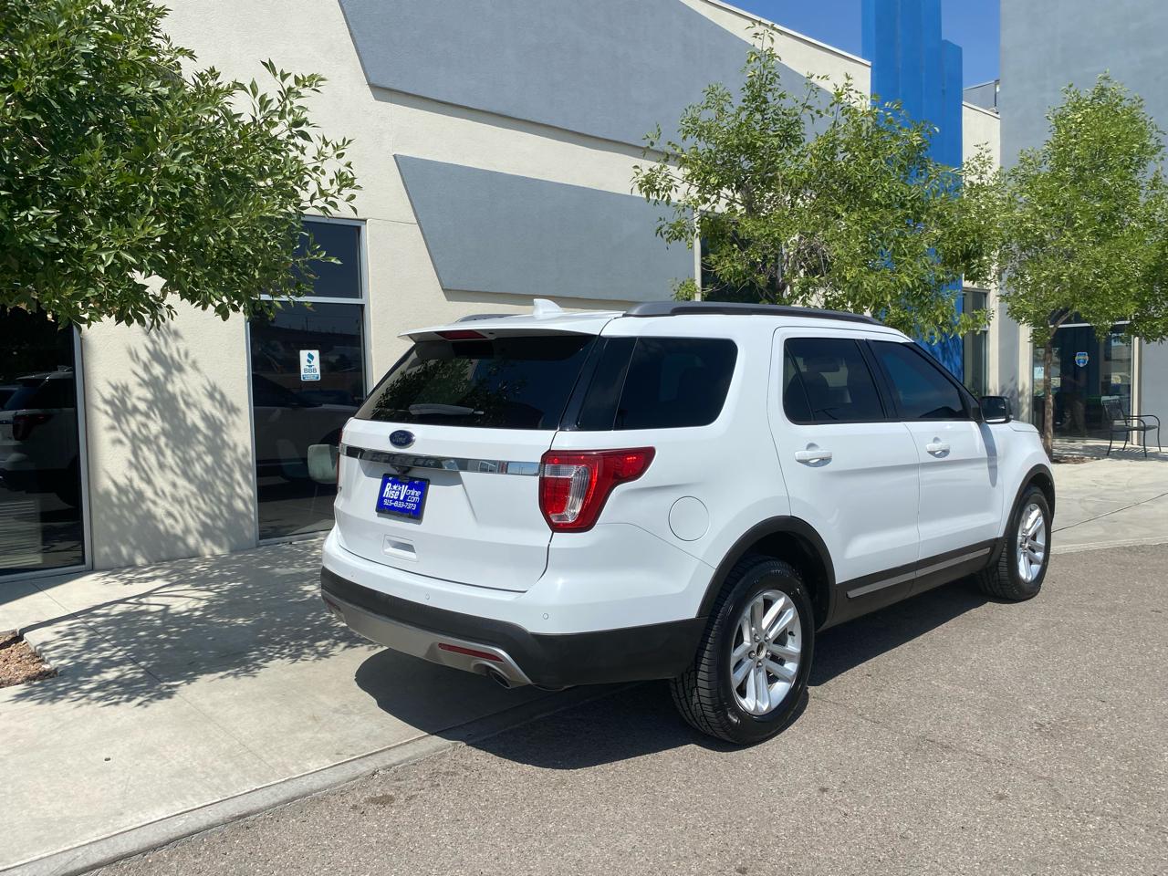 Ford Explorer XLT FWD 2017