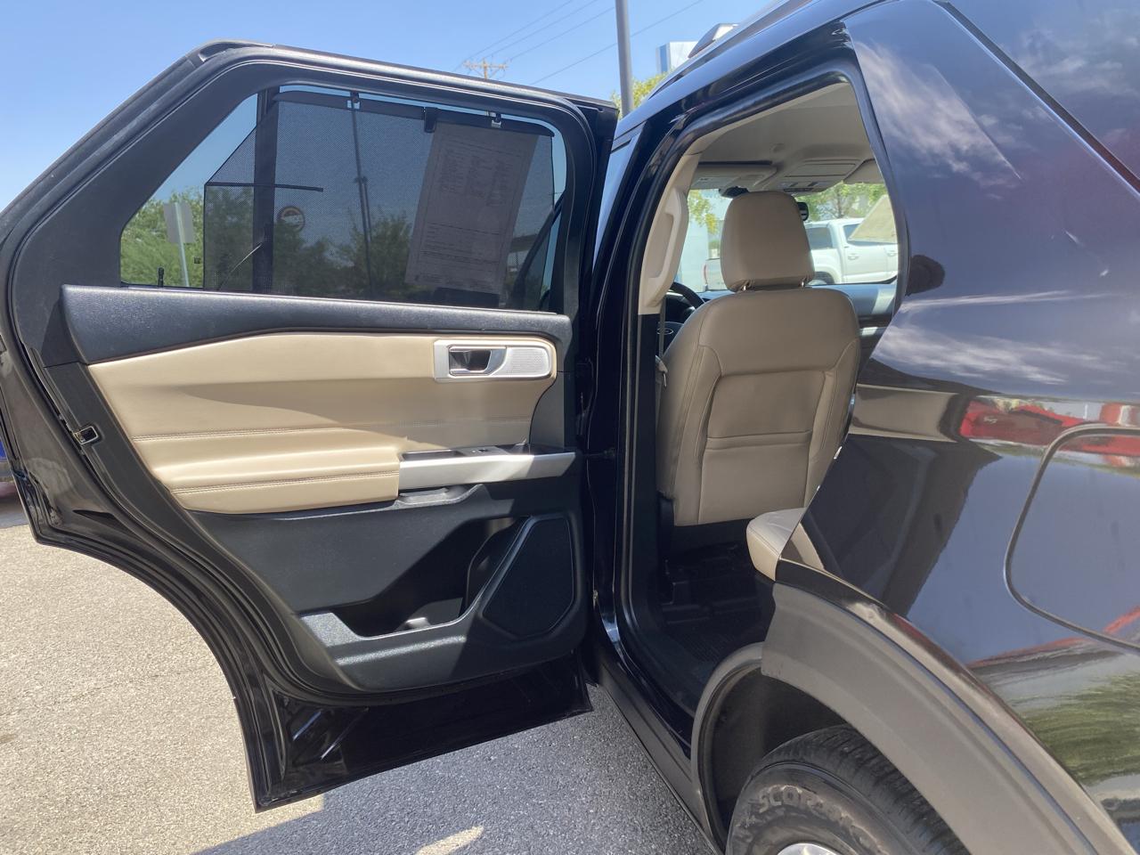 Ford Explorer XLT 2022