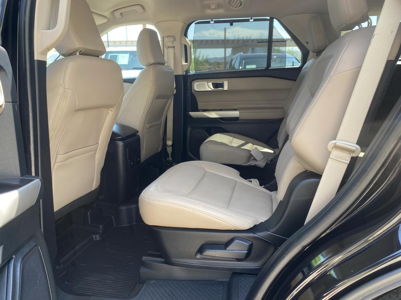 Ford Explorer XLT 2022