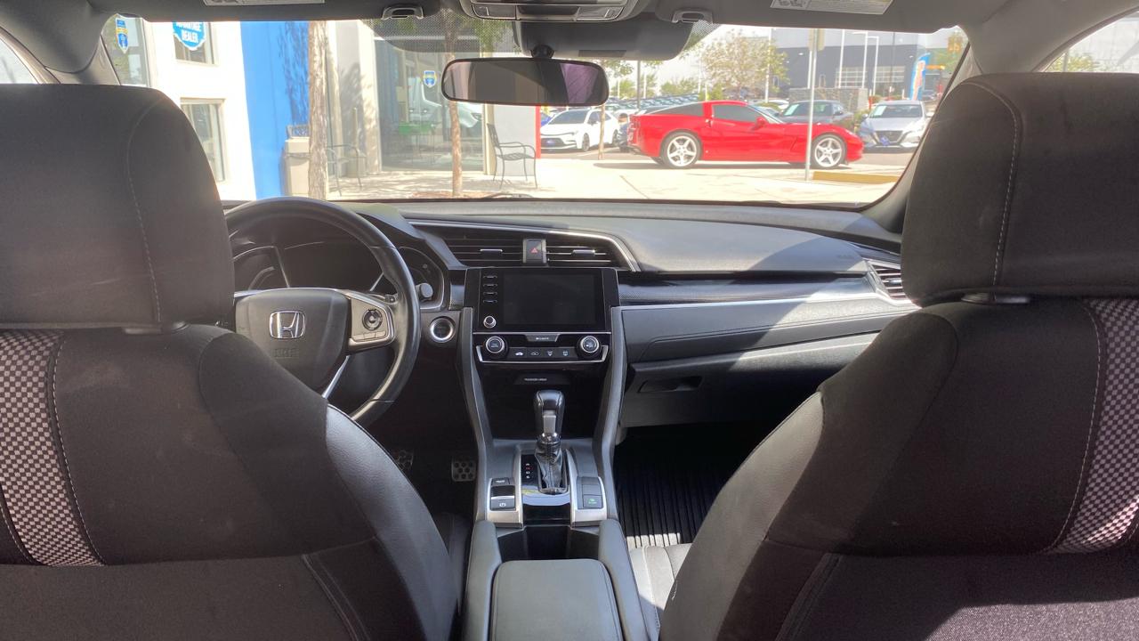 Honda Civic Sport 2021