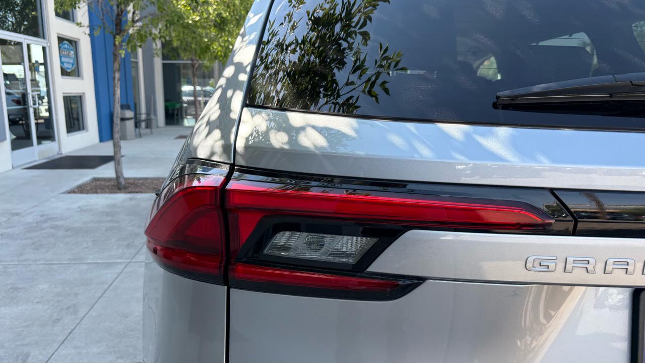 Toyota Grand Highlander XLE 2024