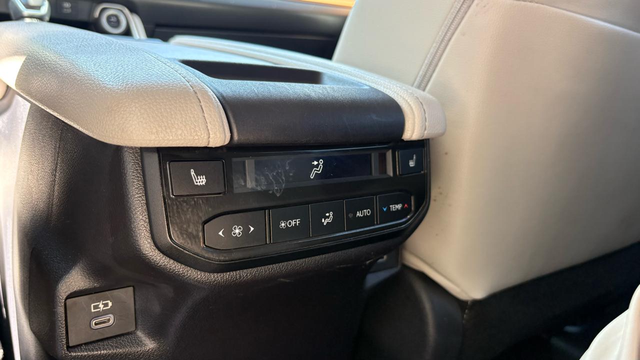 Toyota Grand Highlander XLE 2024