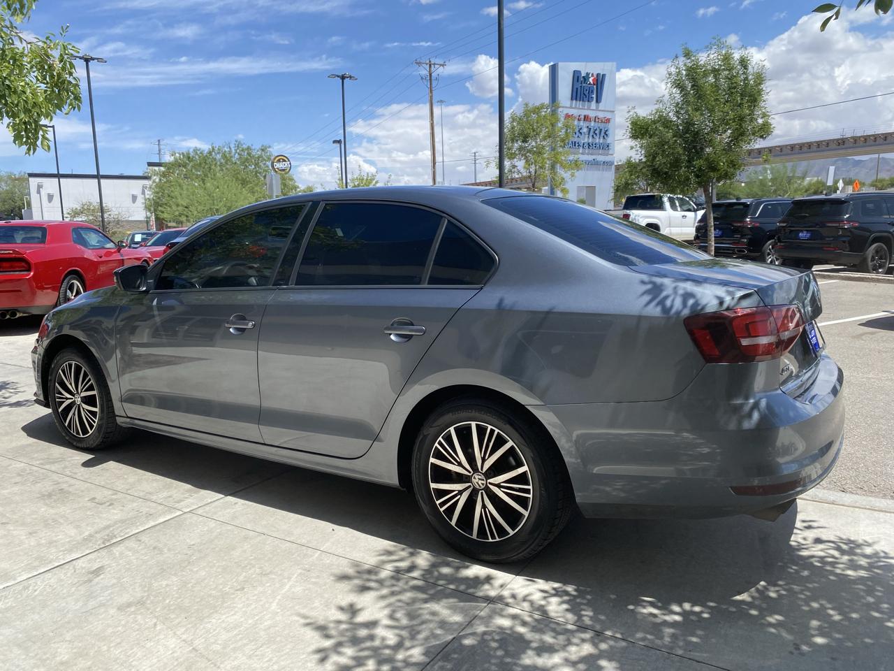 Volkswagen Jetta 1.4T SE 6A 2018