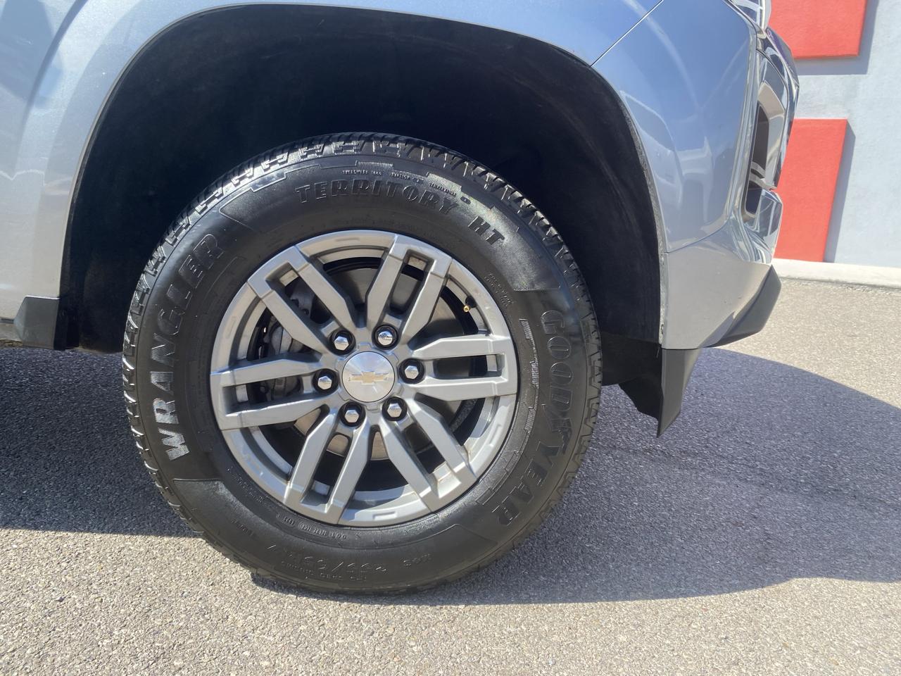 Chevrolet Colorado LT Crew Cab 2WD 2024