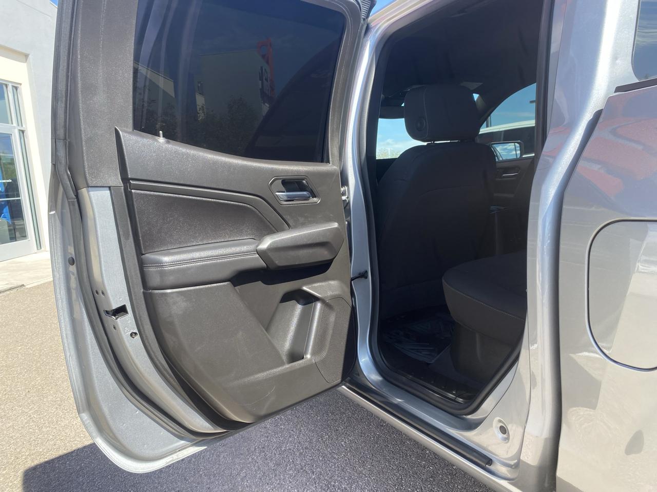 Chevrolet Colorado LT Crew Cab 2WD 2024